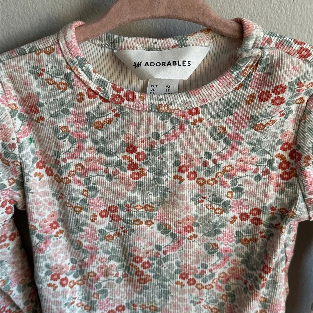 H&M Ribbed Top - Picture 3 of 4